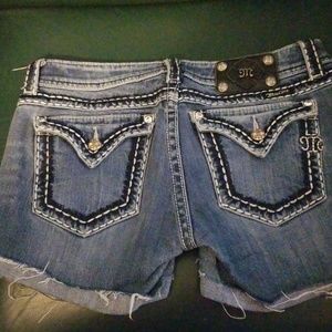 Miss Me sz 29 cut off shorts